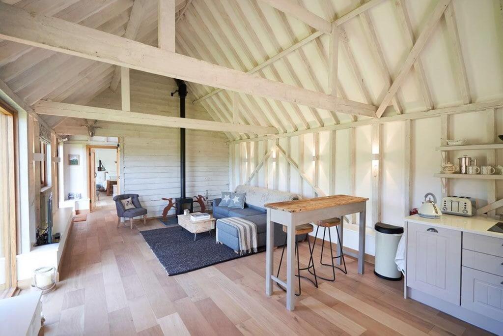 The Cowshed, Tunbridge Wells Villa Exterior photo